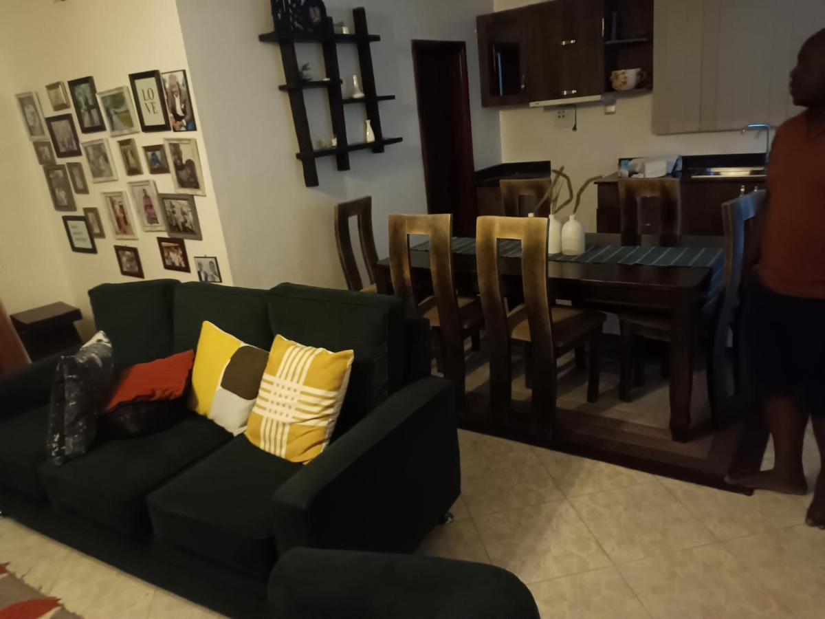 Jacuzzi City Home 坎帕拉 外观 照片