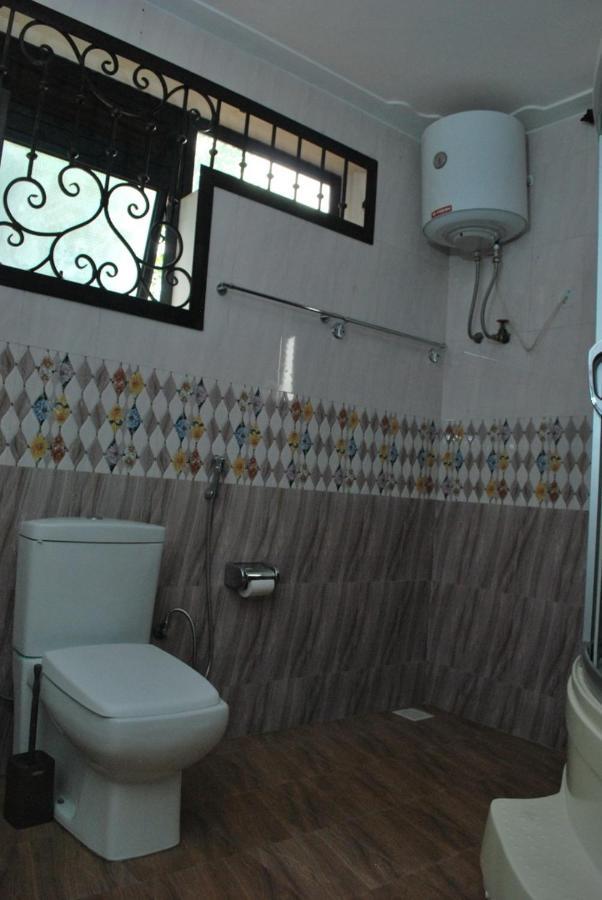 Jacuzzi City Home 坎帕拉 外观 照片